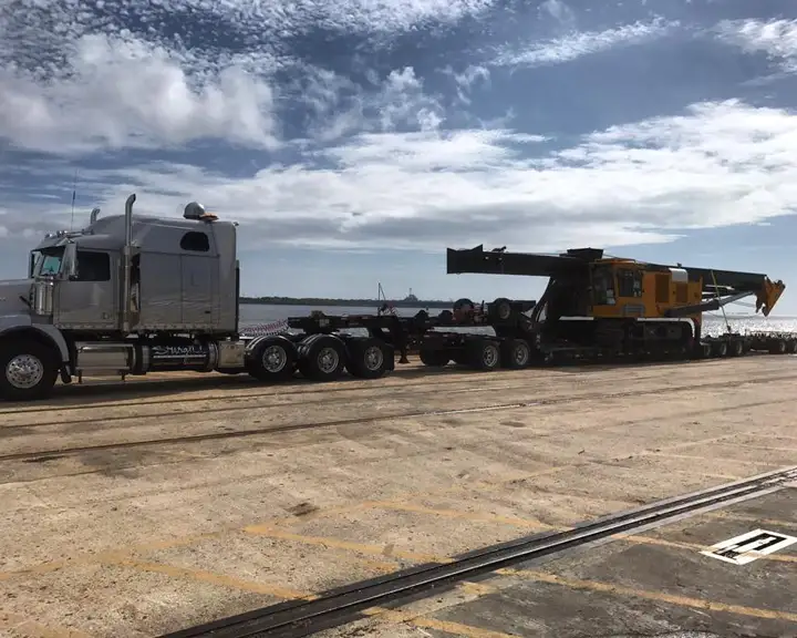 ProjectFreight-Equipment-RGN-Lowboy2